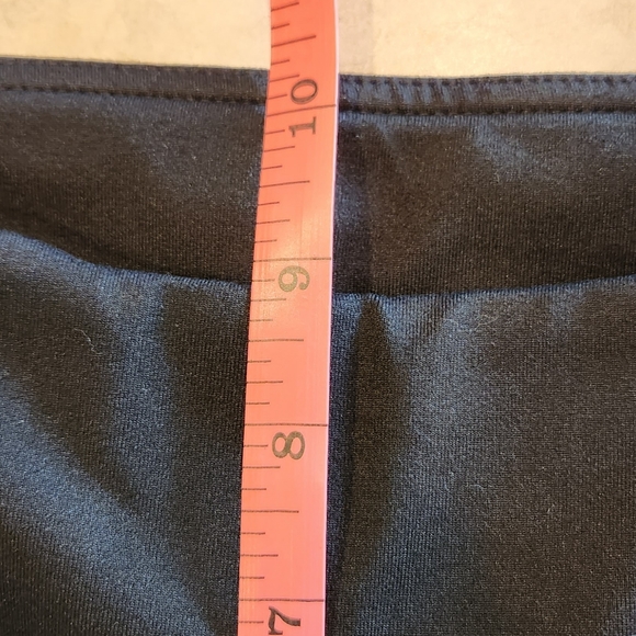 NWOT Fabletics Leggings - Picture 13 of 15